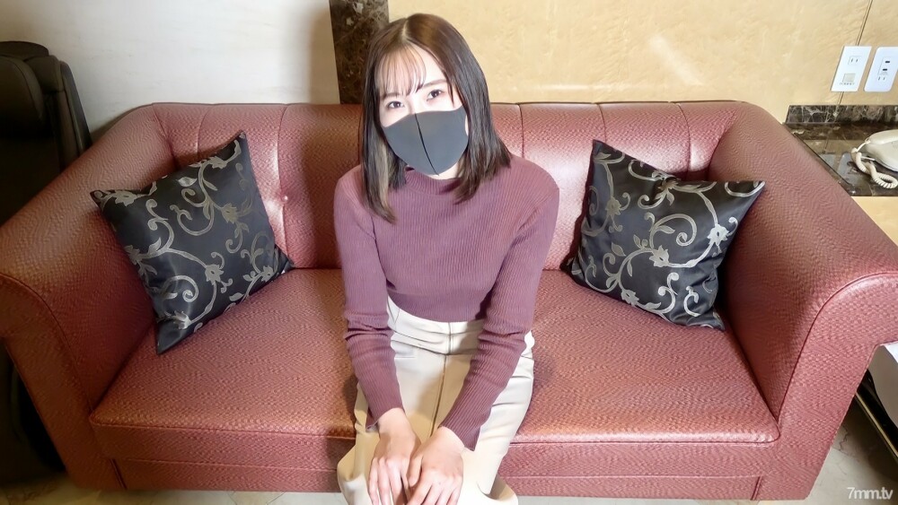 FC2-PPV-1670637: Rika-chan (22 Tuổi) Lần Đầu Lên Sóng, Cảnh Nóng Bỏng Mắt!