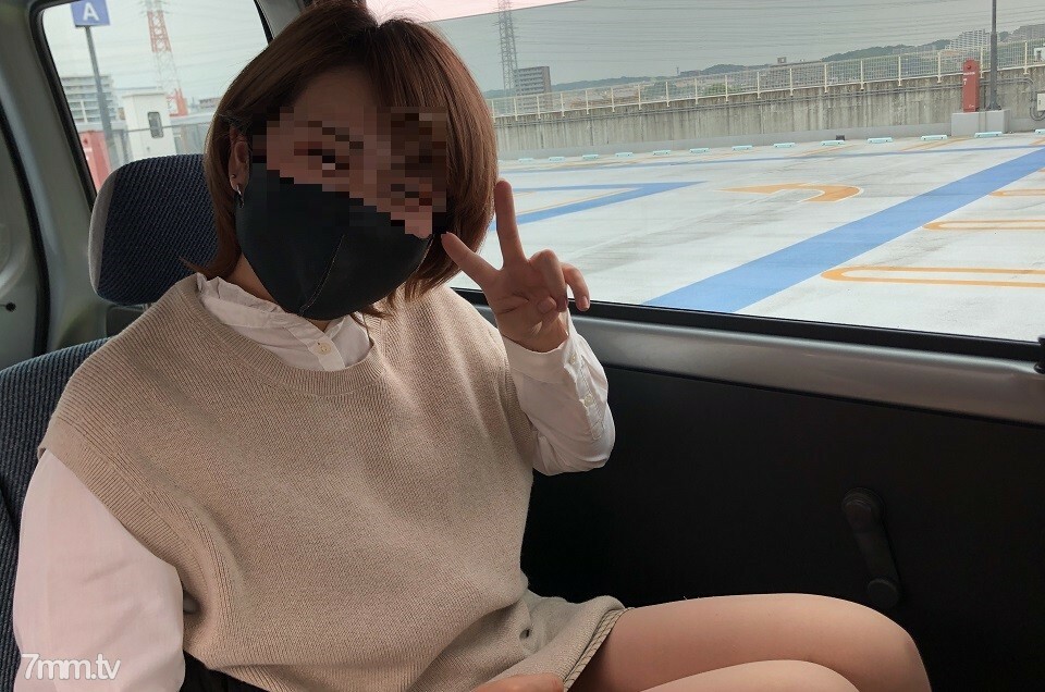 Risa-chan Khiêu Khích Trong Lớp Học Kích Dục và Cực Khoái Trong Xe Hơi (FC2-PPV-1831470)