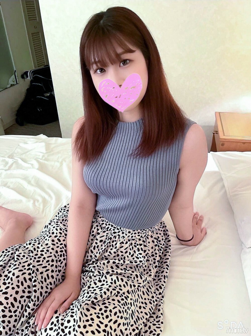 FC2-PPV-2314982: Lena-chan và Rina-chan Khiêu Khích Trong Phòng Khám Răng