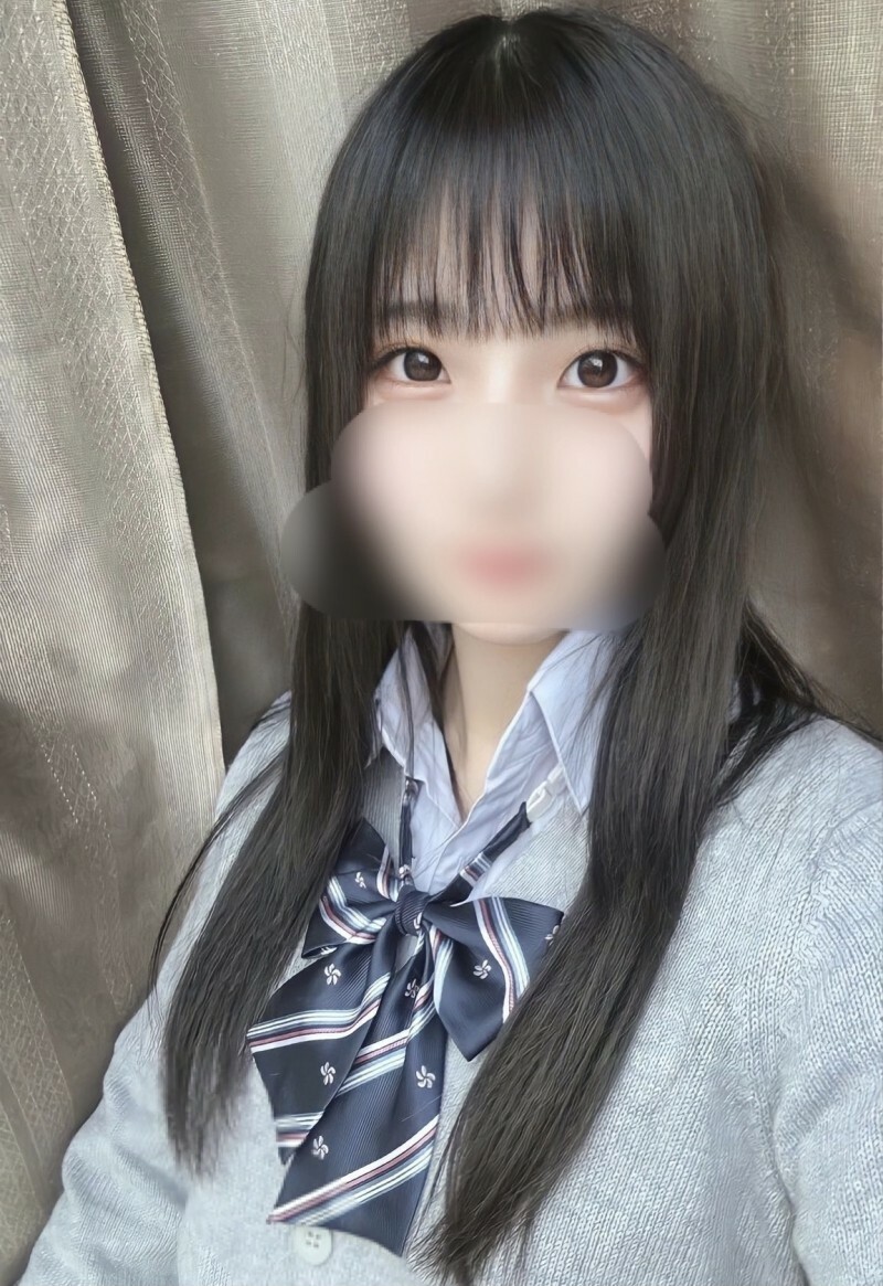 FC2-PPV-3125506: Tsubasa-chan 18 Tuổi Gây Sốt Với Màn Cosplay Ngọt Ngào!