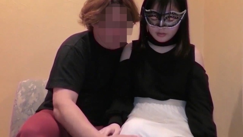 FC2-PPV-4656385: Vợ Trẻ 25 Tuổi Rên Rỉ Trong Cực Khoái Với Máy Massage Điện