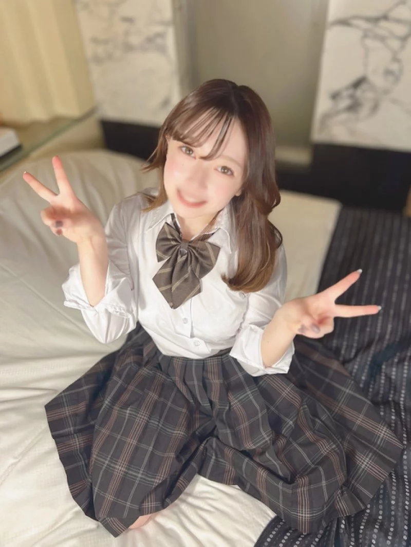 Nữ thần F-Cup Hinata-Chan lần đầu trải nghiệm cực khoái tột đỉnh với ‘khổng lồ’ FC2-PPV-4880828